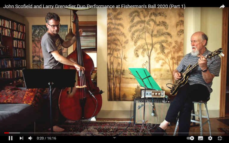 John Scofield und Larry Grenadier helfen uns bei Youtube musikalisch durch die Krise