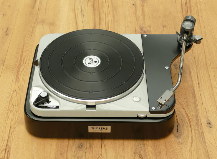 Hier ein Angebot eines unglaublichen Thorens TD 124 MK II