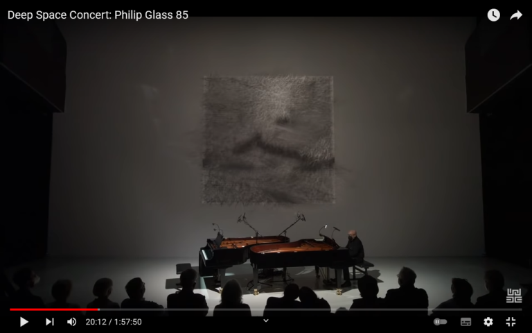 Am 31.01.2022 wurde Philip Glass 85. Hier ein besonderes Geburtstagskonzert